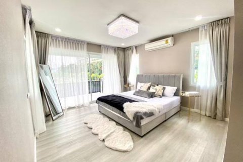Haus in Pattaya, Thailand 4 Schlafzimmer № 125060 - Foto 19