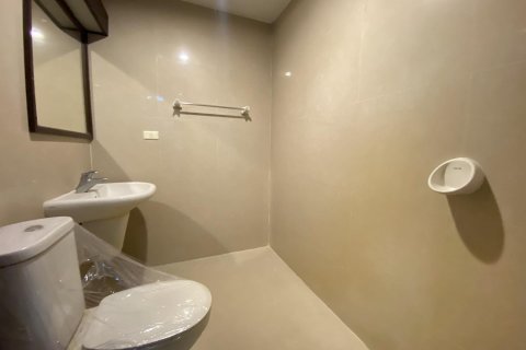Condominio de 4 dormitorios en Watthana, Bangkok, Tailandia № 132273 - foto 19