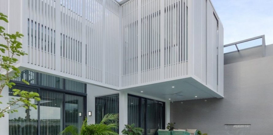 Villa in Chalong, Thailand 4 Schlafzimmer № 80142