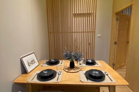 Condominio de 2 dormitorios en Ratchathewi, Bangkok, Tailandia № 102964 - foto 9