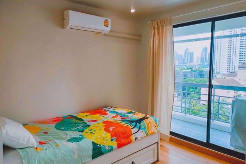 Condominio de 3 dormitorios en Watthana, Bangkok, Tailandia № 102966 - foto 9