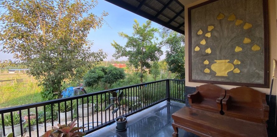 House in Chiang Mai, Thailand 4 bedrooms № 80877