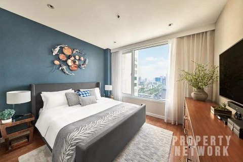 Condo in Sathon, Bangkok, Thailand, 2 bedrooms № 124008 - photo 9