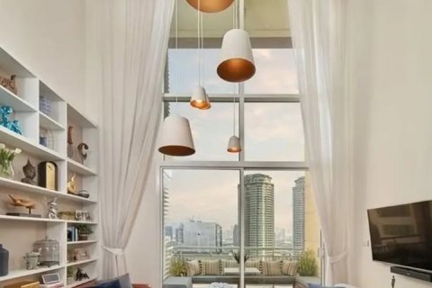 Condominio de 2 dormitorios en Sathon, Bangkok, Tailandia № 124008