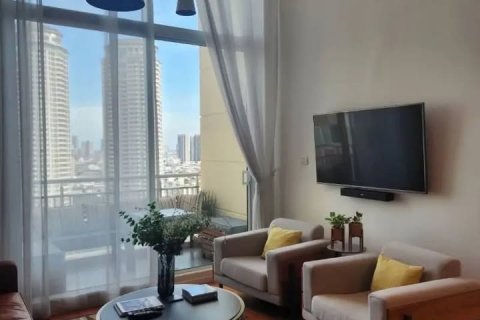 Condo in Sathon, Bangkok, Thailand, 2 bedrooms № 124008 - photo 4