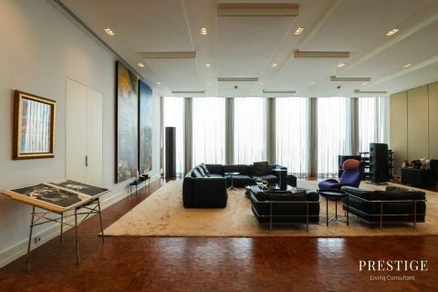 Condominio de 4 dormitorios en Bang Rak, Bangkok, Tailandia № 124005 - foto 28