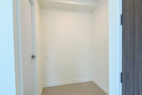 Condominio de 2 dormitorios en Hua Hin, Tailandia № 133079 - foto 7