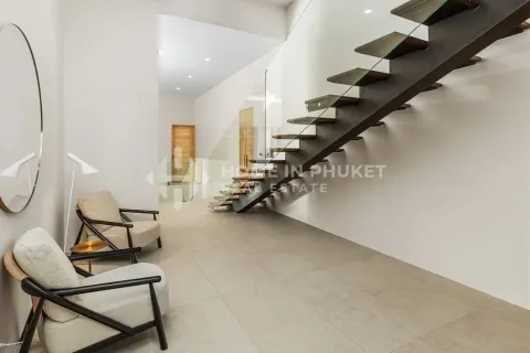 Casa de 4 dormitorios en Phuket, Tailandia № 131545 - foto 28