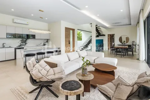 Casa de 4 dormitorios en Phuket, Tailandia № 131545 - foto 4