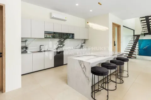 Casa de 4 dormitorios en Phuket, Tailandia № 131545 - foto 8