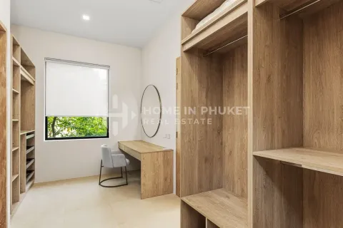Casa de 4 dormitorios en Phuket, Tailandia № 131545 - foto 24
