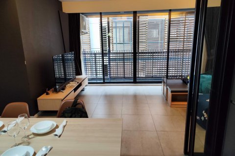 Condominio de 2 dormitorios en Khlong Toei, Bangkok, Tailandia № 80340 - foto 5