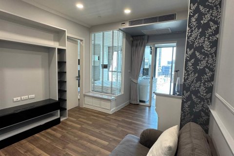 Condominio de 1 dormitorio en Phra Khanong, Bangkok, Tailandia № 80341 - foto 2