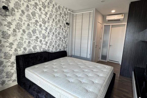 Condominio de 1 dormitorio en Phra Khanong, Bangkok, Tailandia № 80341 - foto 11