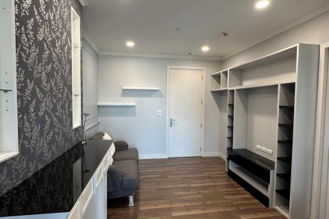 Condominio de 1 dormitorio en Phra Khanong, Bangkok, Tailandia № 80341 - foto 4