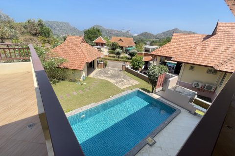 Casa de 3 dormitorios en Hua Hin, Tailandia № 125500 - foto 11