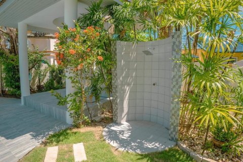 Haus in Phuket, Thailand 3 Schlafzimmer № 78923 - Foto 6