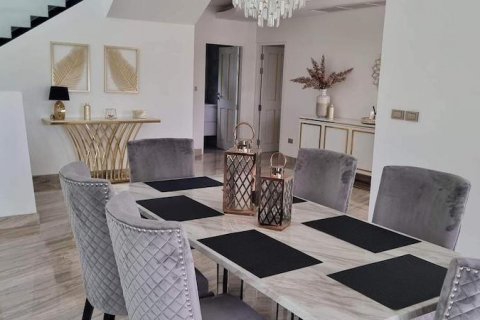 Haus in Phuket, Thailand 3 Schlafzimmer № 78923 - Foto 12