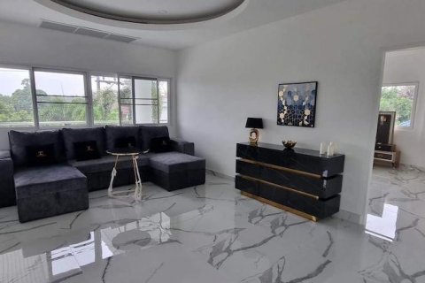 Haus in Phuket, Thailand 3 Schlafzimmer № 78923 - Foto 4