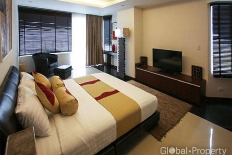 Condominio de 3 dormitorios en Pattaya, Tailandia № 100725 - foto 7