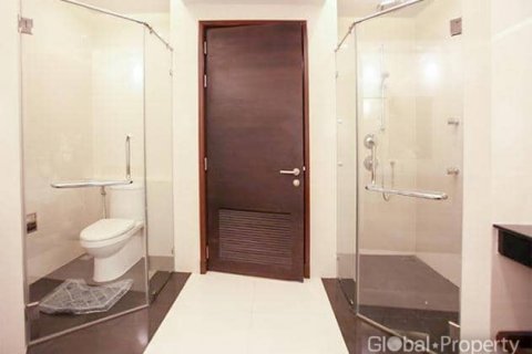 Condominio de 3 dormitorios en Pattaya, Tailandia № 100725 - foto 9
