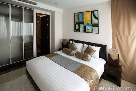 Condominio de 3 dormitorios en Pattaya, Tailandia № 100725 - foto 12
