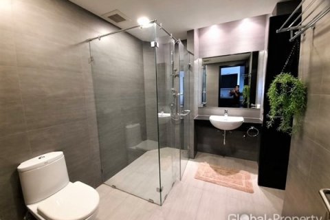 Condominio de 3 dormitorios en Pattaya, Tailandia № 100726 - foto 16