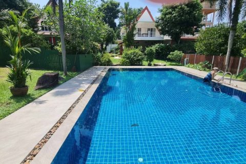 Chalet de 3 dormitorios en Phuket, Tailandia № 132608 - foto 10