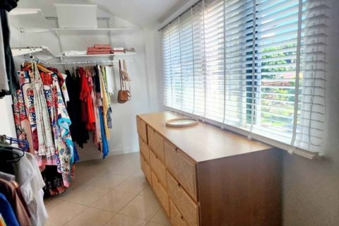 Chalet de 3 dormitorios en Phuket, Tailandia № 132608 - foto 7