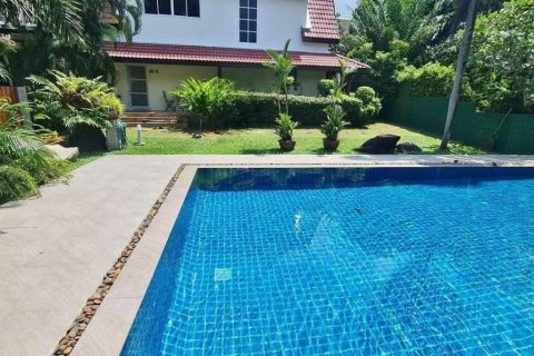 Villa à Phuket, Thaïlande 3 chambres № 132608