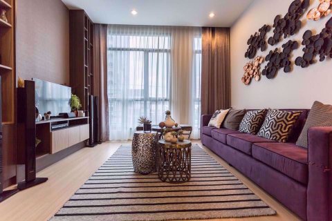 Condominio de 3 dormitorios en Huai Khwang, Bangkok, Tailandia № 81172 - foto 2
