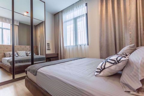 Condominio de 3 dormitorios en Huai Khwang, Bangkok, Tailandia № 81172 - foto 8