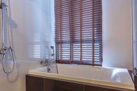 Condominio de 3 dormitorios en Huai Khwang, Bangkok, Tailandia № 81172 - foto 11
