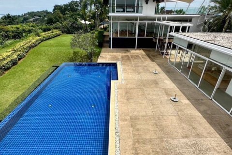 Villa in Phuket, Thailand 4 Schlafzimmer № 132792