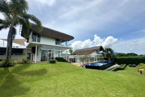 Chalet de 4 dormitorios en Phuket, Tailandia № 132792 - foto 2