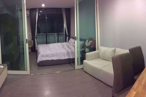 Condo à Din Daeng, Bangkok, Thaïlande, 1 chambre  № 76749