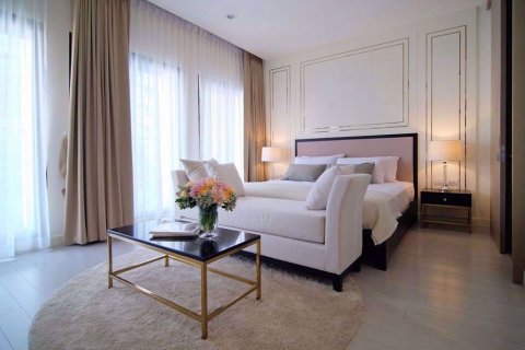 Condo in Bangkok, Thailand, 1 bedroom in Noble Ploenchit № 78394