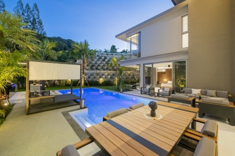 Villa in Bang Tao, Thailand 4 Schlafzimmer № 71739 - Foto 4
