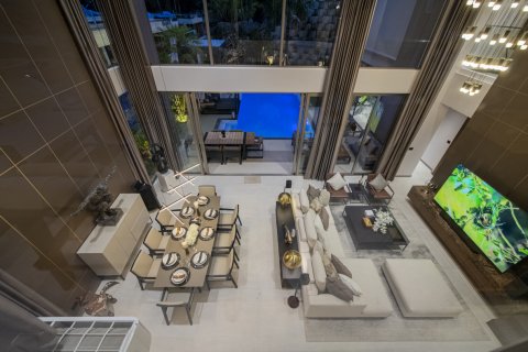 Villa in Bang Tao, Thailand 4 Schlafzimmer № 71739 - Foto 5
