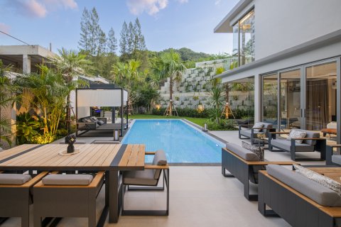 Villa in Bang Tao, Thailand 4 Schlafzimmer № 71739 - Foto 11