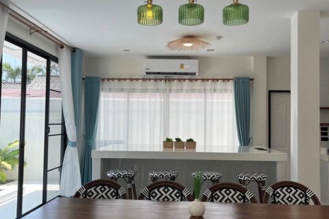 Chalet de 3 dormitorios en Phuket, Tailandia № 119697 - foto 9