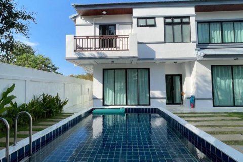 Chalet de 3 dormitorios en Phuket, Tailandia № 119697