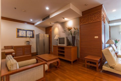 Condo in Pathum Wan, Bangkok, Thailand, 2 bedrooms № 77204 - photo 2