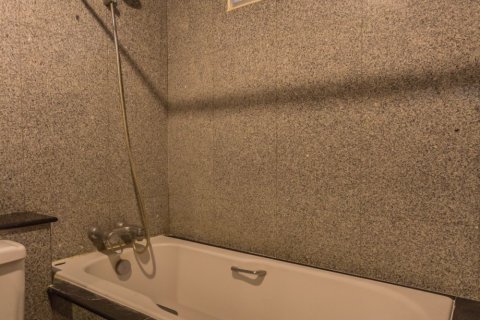 Condo in Pathum Wan, Bangkok, Thailand, 2 bedrooms № 77204 - photo 21