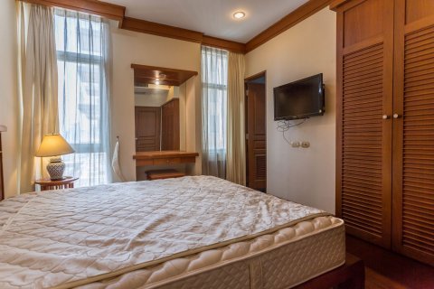 Condo in Pathum Wan, Bangkok, Thailand, 2 bedrooms № 77204 - photo 18