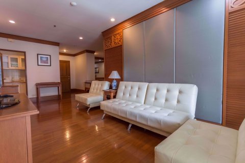 Condo in Pathum Wan, Bangkok, Thailand, 2 bedrooms № 77204 - photo 3