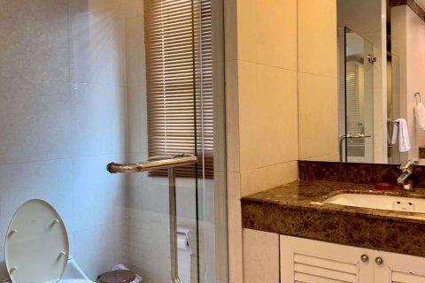 Condominio de 3 dormitorios en Watthana, Bangkok, Tailandia № 77206 - foto 14