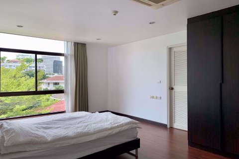 Condominio de 3 dormitorios en Watthana, Bangkok, Tailandia № 77206 - foto 11