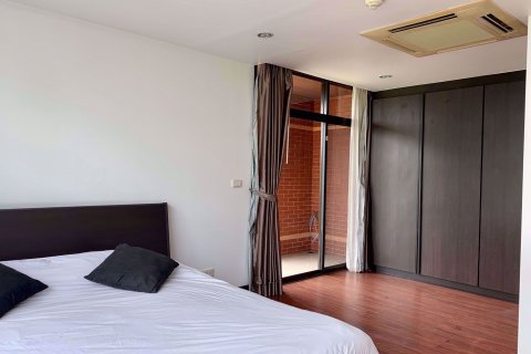 Condominio de 3 dormitorios en Watthana, Bangkok, Tailandia № 77206 - foto 13