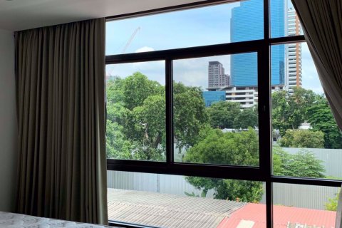 Condominio de 3 dormitorios en Watthana, Bangkok, Tailandia № 77206 - foto 17